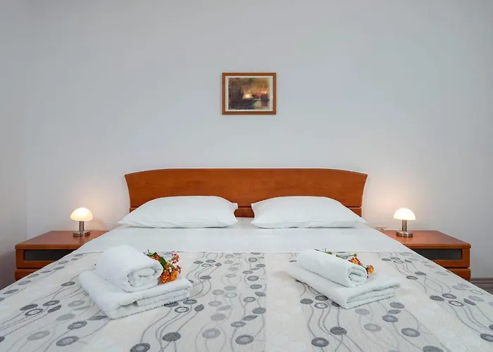 Ena * Врбоска