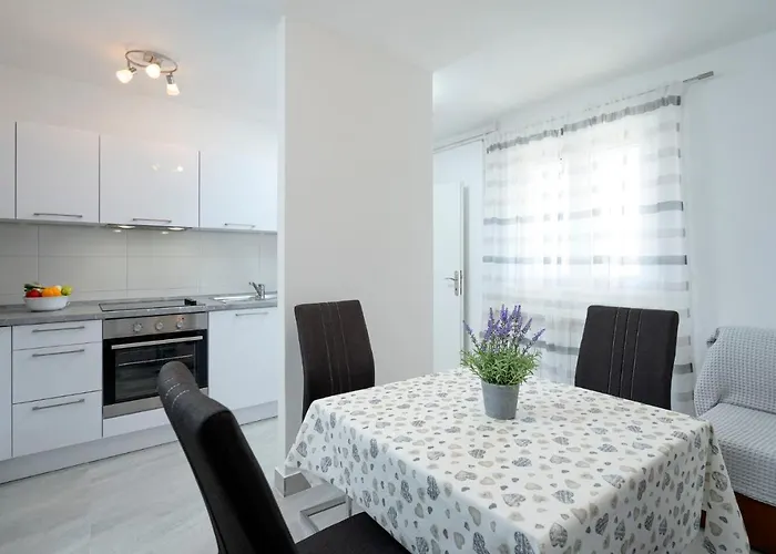 Ena * Врбоска