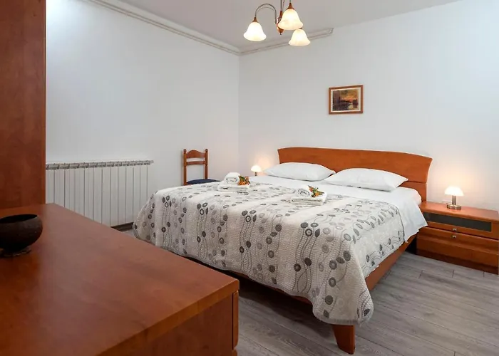 Ena * Врбоска